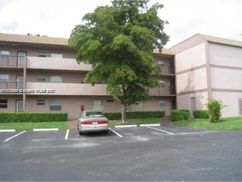 8401 Lagos De Campo Blvd, Tamarac, FL 33321