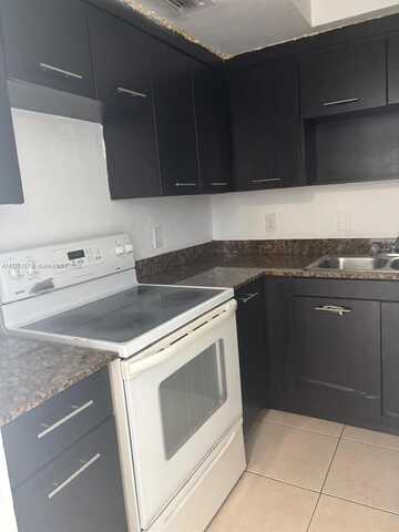 13700 NE 6th Ave, North Miami, FL 33161