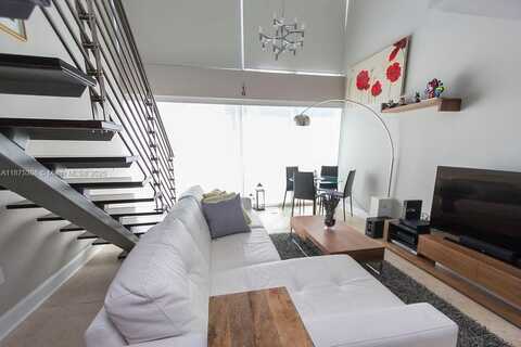 41 SE 5th St, Miami, FL 33131