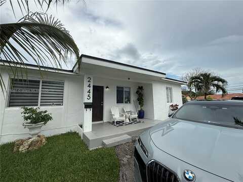 2445 SW 90th Ave, Miami, FL 33165