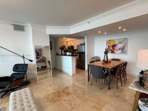 800 Claughton Island Dr, Miami, FL 33131