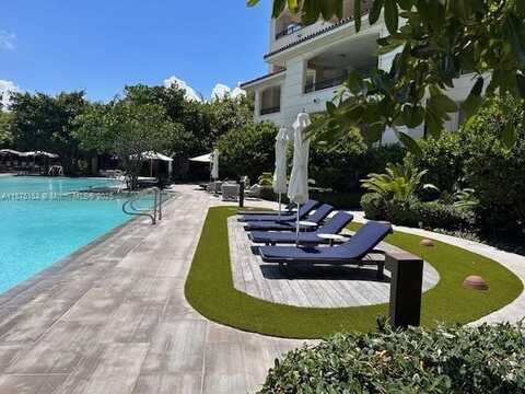 6800 Fisher Island Dr, Miami Beach, FL 33109
