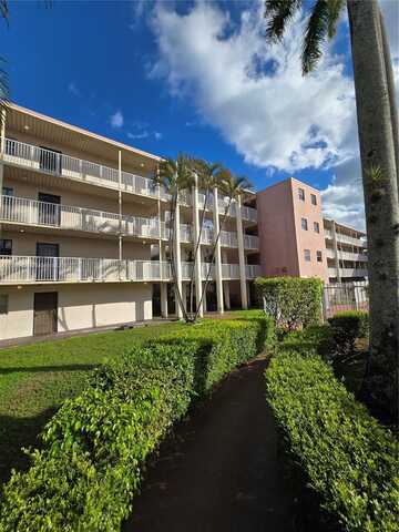 2800 NW 56th Ave, Lauderhill, FL 33313