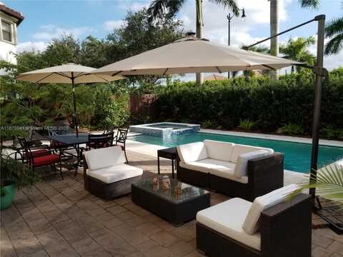 2730 NE 1st St, Homestead, FL 33033