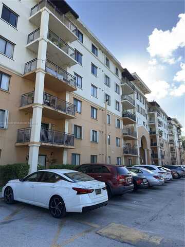 9340 Fontainebleau Blvd, Miami, FL 33172