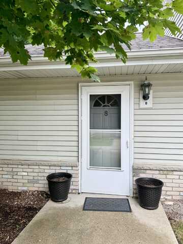 6205 S Creekside Dr, Cudahy, WI 53110