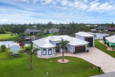 15704 LAKELAND CIRCLE, PORT CHARLOTTE, FL 33981