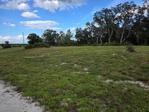470 N BARRIE ROAD, AVON PARK, FL 33825