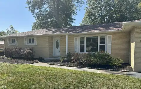 5105 S Breezewood Drive, Muncie, IN 47302
