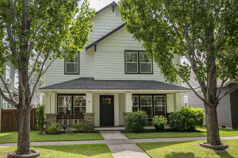 21349 Oakview Drive, Bend, OR 97701