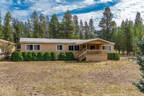 52128 Stearns Road, La Pine, OR 97739