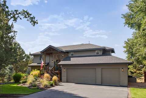 717 Golden Pheasant Drive, Redmond, OR 97756