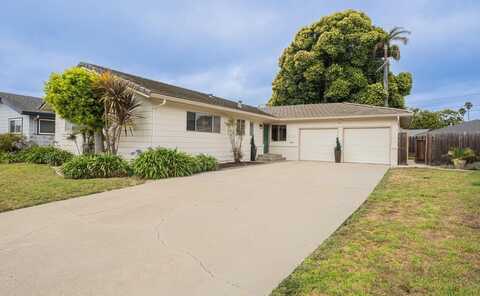 786 Bellarmine DR, SALINAS, CA 93901