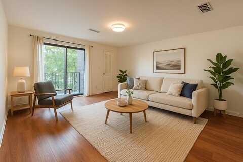 58 South St, Quincy, MA 02169