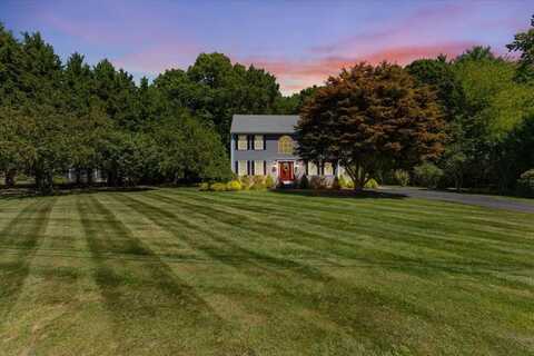 105 Captains Landing, Raynham, MA 02767