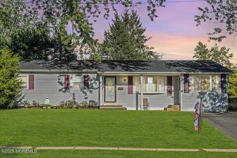 17 Neal Street, Jackson, NJ 08527
