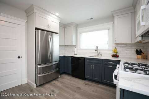 476 West Street, Long Branch, NJ 07740