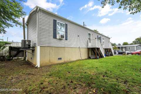 32 Bayshore Mobile Mnr, Hazlet, NJ 07730