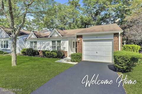 72 Jean Street, Lakewood, NJ 08701