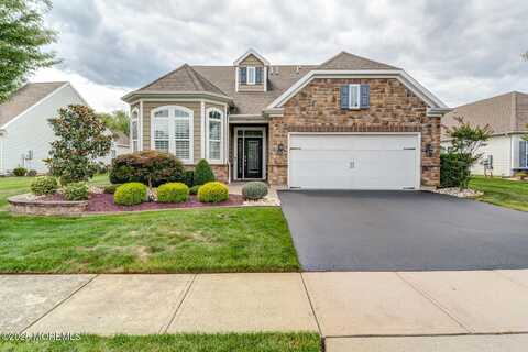 58 E Bosworth Boulevard, Farmingdale, NJ 07727