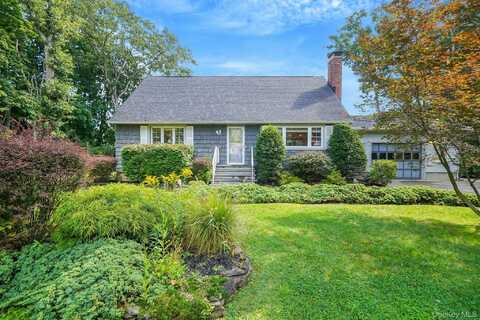 123 Parkside Avenue, Miller Place, NY 11764
