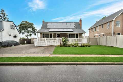 149 Cardinal Road, Levittown, NY 11756
