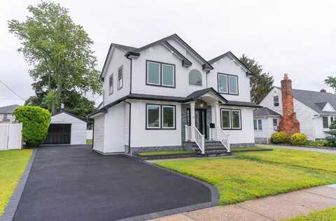 13 Garden Boulevard, Hicksville, NY 11801