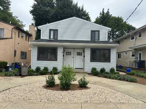 14 Pequot Avenue, Port Washington, NY 11050