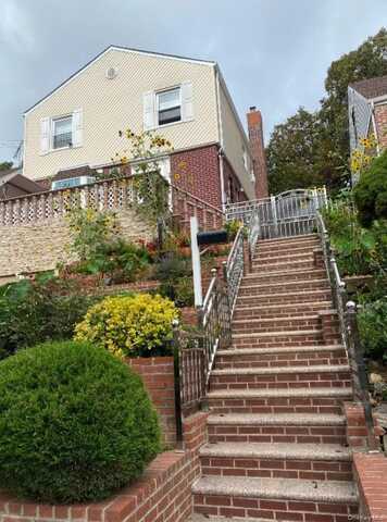 20955 Whitehall Terrace, Queens Village, NY 11427