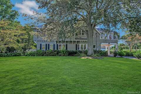 242 Handsome Avenue, Sayville, NY 11782