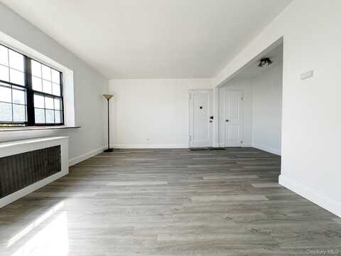 78-16 147th Street, Flushing, NY 11367