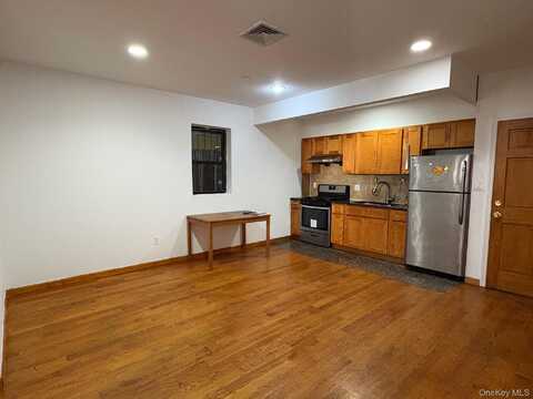 3111 Linden Place, Flushing, NY 11354