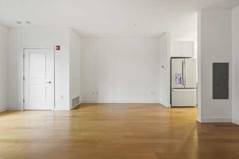15 Middle Street, Portland, ME 04101