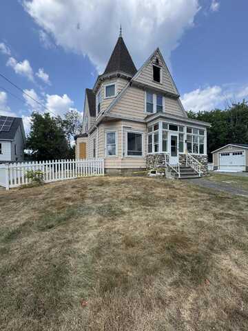 173 Somerset Avenue, Pittsfield, ME 04967