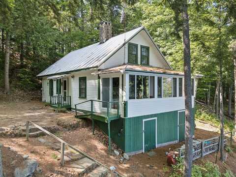 40 Community Drive, Manchester, ME 04351