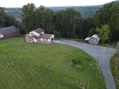 945 Beckett Hill Rd, ATHENS, WV 24712