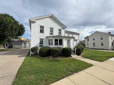 39 E Church Street, Sandwich, IL 60548
