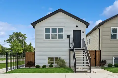 559 N Springfield Avenue, Chicago, IL 60624