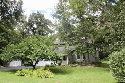 7638 Chantelle Lane, Roscoe, IL 61073