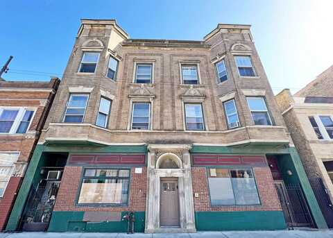 2939 W Belmont Avenue, Chicago, IL 60618
