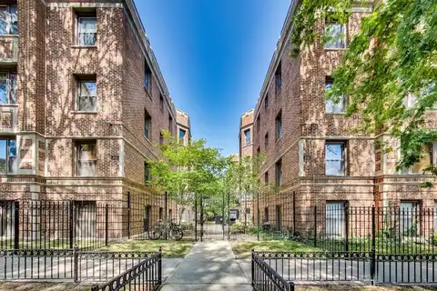 1658 W Farwell Avenue, Chicago, IL 60626