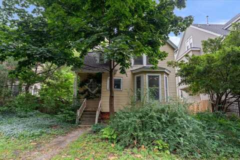 6729 N Ashland Avenue, Chicago, IL 60626