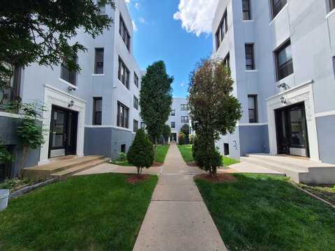 4212 N Pulaski Road, Chicago, IL 60641