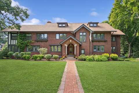 100 Old Green Bay Road, Winnetka, IL 60093