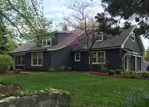 567 Deerpath Road, Glen Ellyn, IL 60137