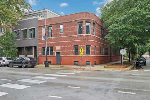 3733 N Damen Avenue, Chicago, IL 60618