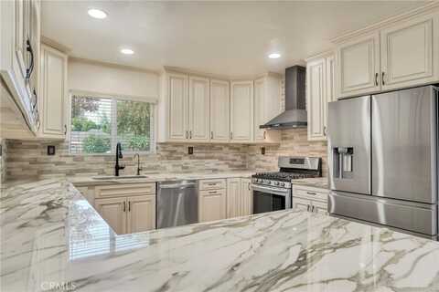 7922 Ducor Avenue, West Hills, CA 91304