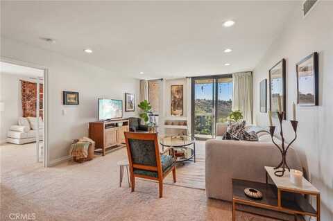 4239 Via Arbolada, Los Angeles, CA 90042