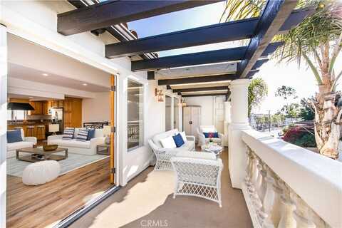 168 Ardmore Avenue, Hermosa Beach, CA 90254