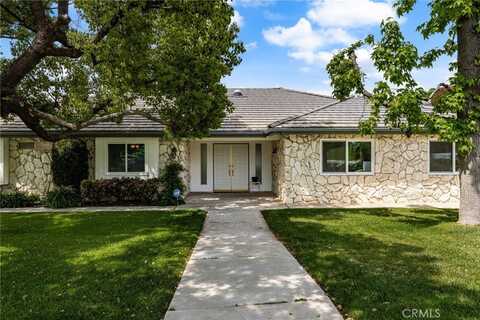 36608 Oak Ridge Drive, Yucaipa, CA 92399